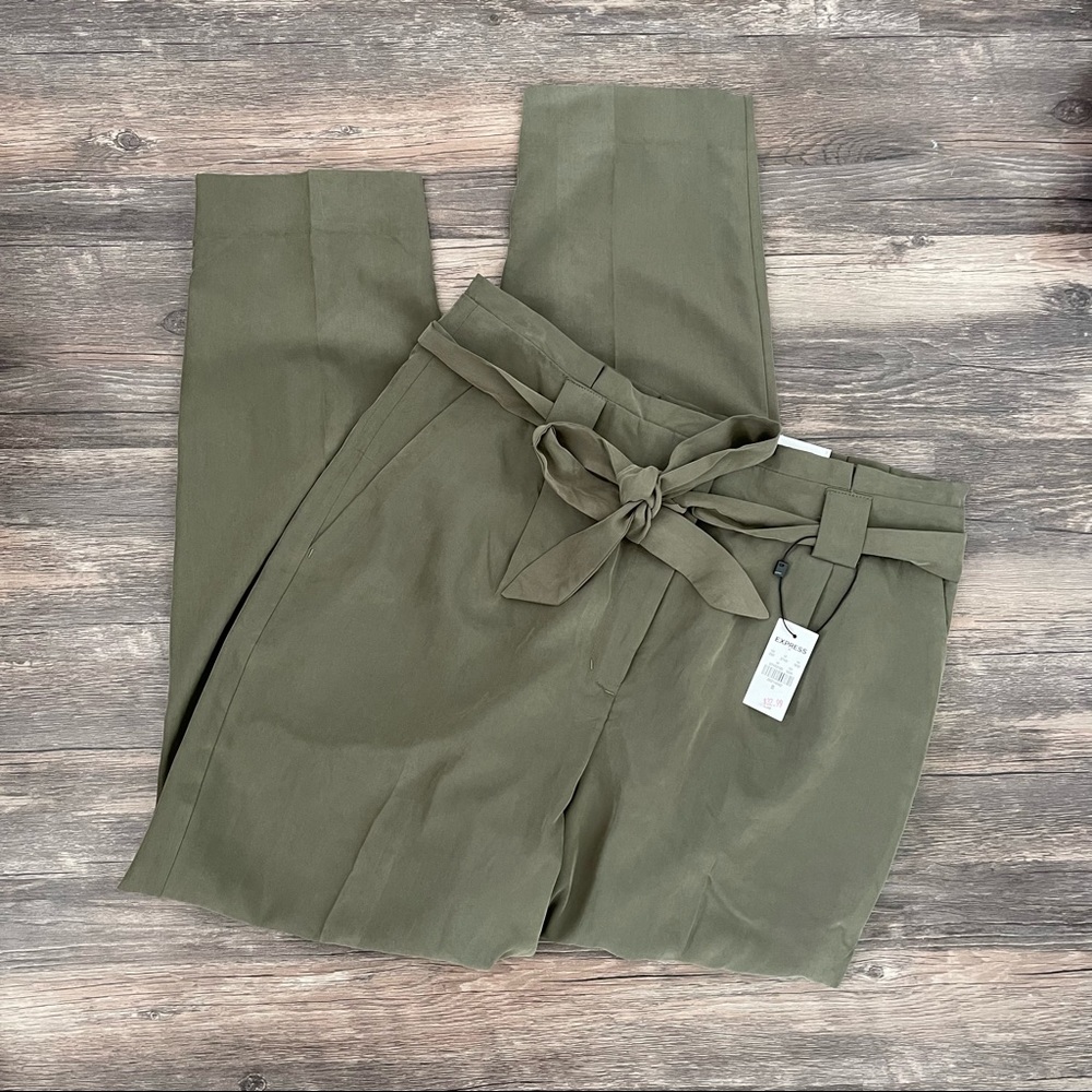 NWT Express Ankle High Rise Pants